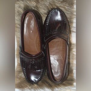 Men's Burgundy Weejuns Loafers
